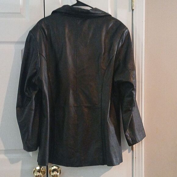 Wilsons Leather Maxima black 100% leather button jacket coat  Sz XL NWOT - Picture 5 of 5